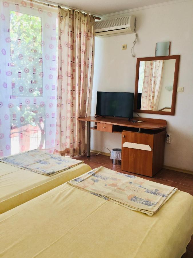 Hotel Sofia Beach Nesebar Buitenkant foto
