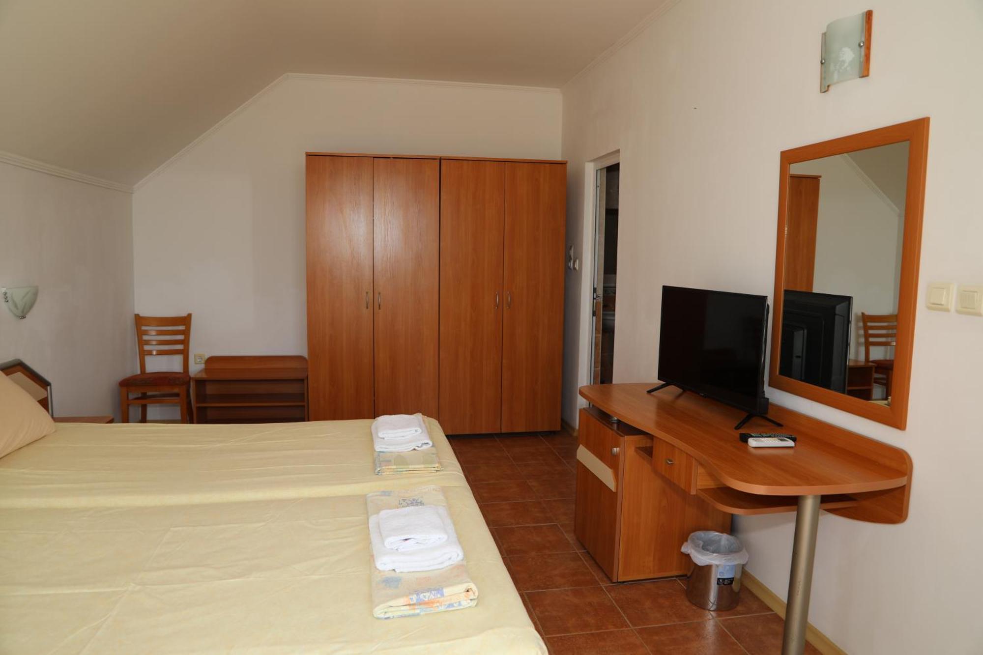 Hotel Sofia Beach Nesebar Buitenkant foto