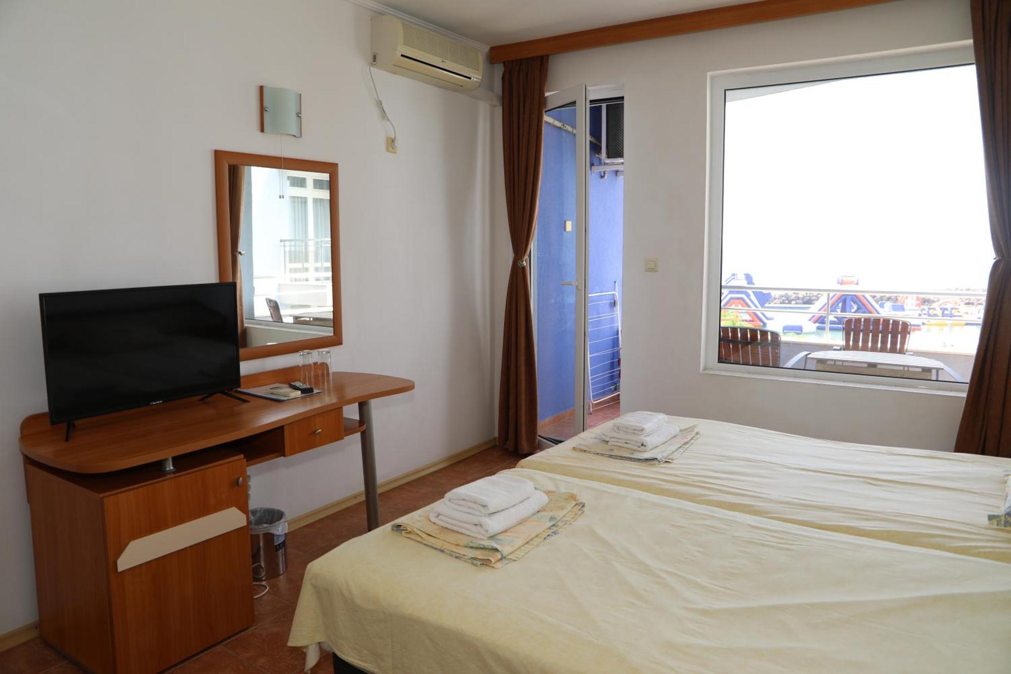 Hotel Sofia Beach Nesebar Buitenkant foto